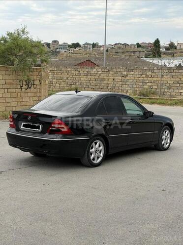 Mercedes C 200-4