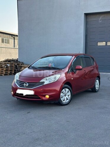 Nissan Note-2