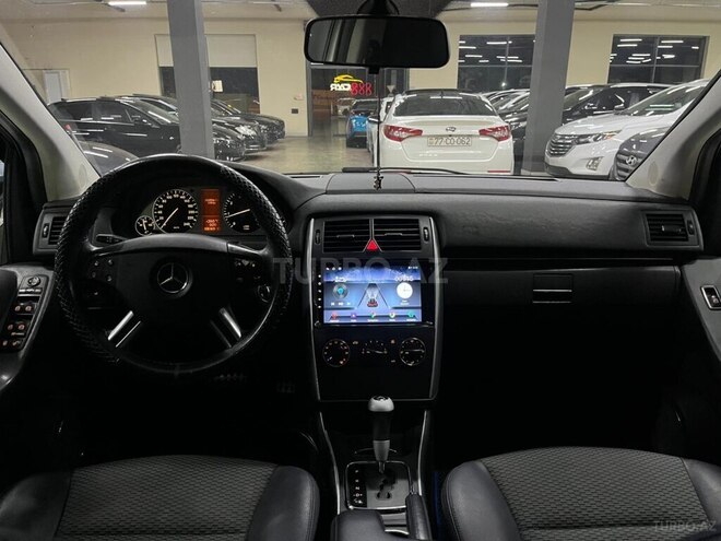 Mercedes B 170-13