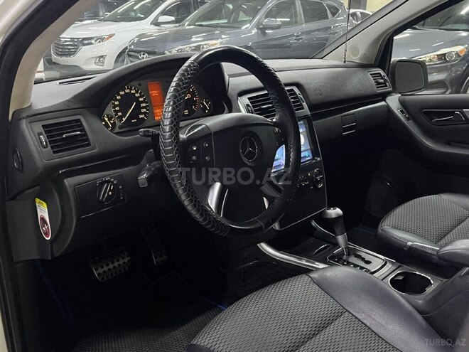 Mercedes B 170-12
