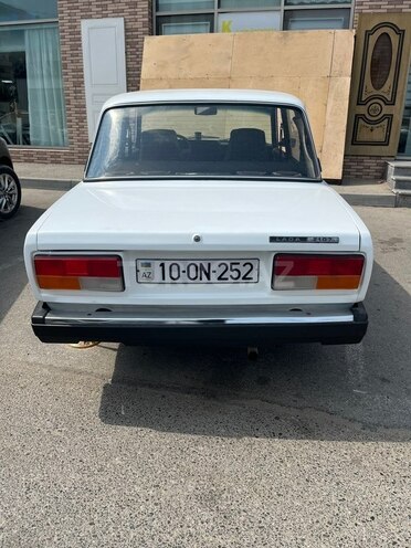 LADA (VAZ) 2107-2