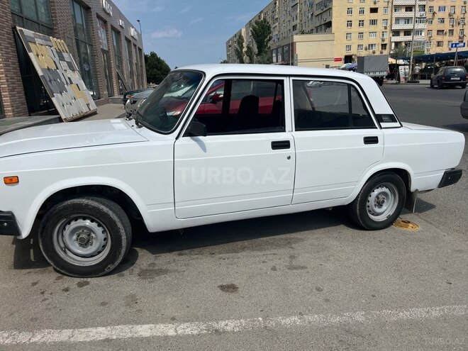 LADA (VAZ) 2107-5
