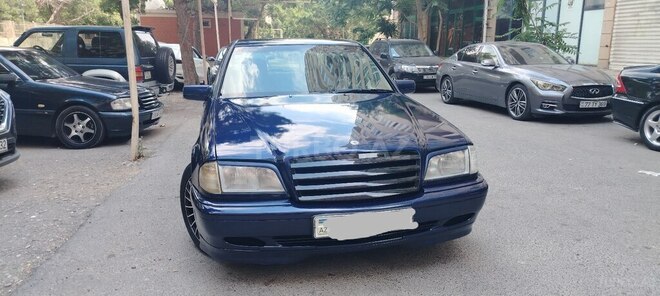 Mercedes C 240-1