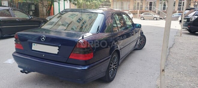 Mercedes C 240-4