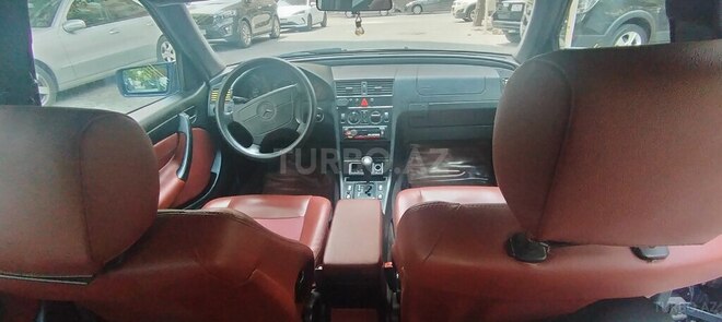 Mercedes C 240-10