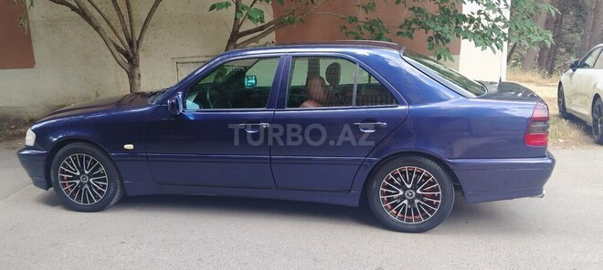 Mercedes C 240-16