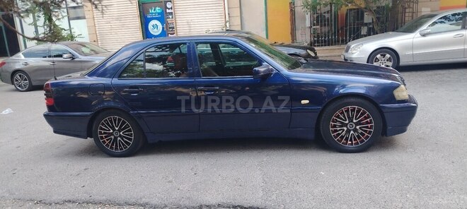 Mercedes C 240-14