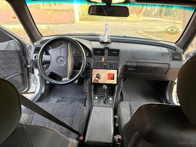 Mercedes C 220-6