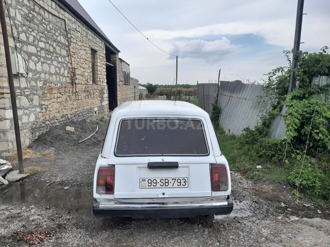 LADA (VAZ) 2104-2