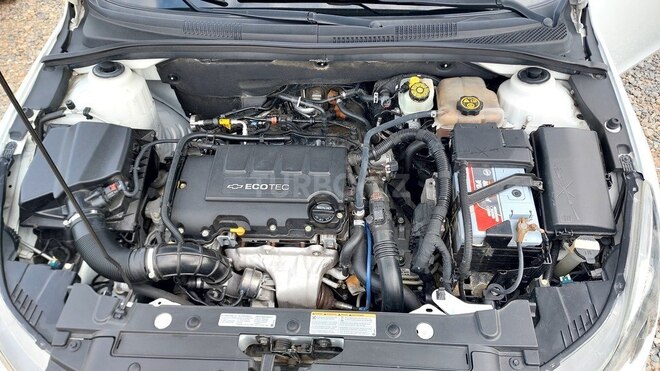 Chevrolet Cruze-9