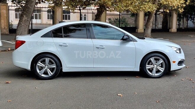 Chevrolet Cruze-10