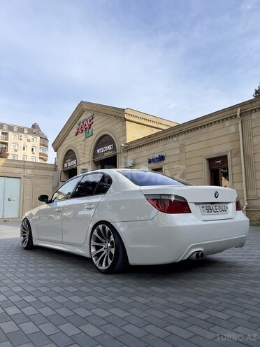 BMW 525-8
