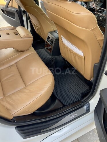 BMW 525-13