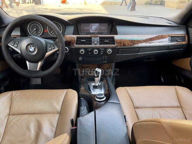 BMW 525-17