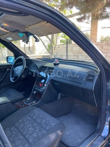 Mercedes C 200-6