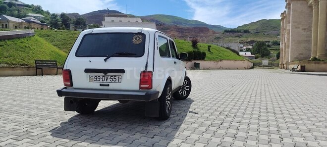 LADA (VAZ) Niva-6