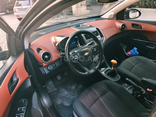 Chevrolet Aveo-4