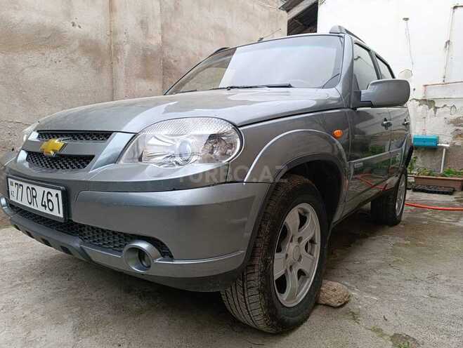 Chevrolet Niva-2