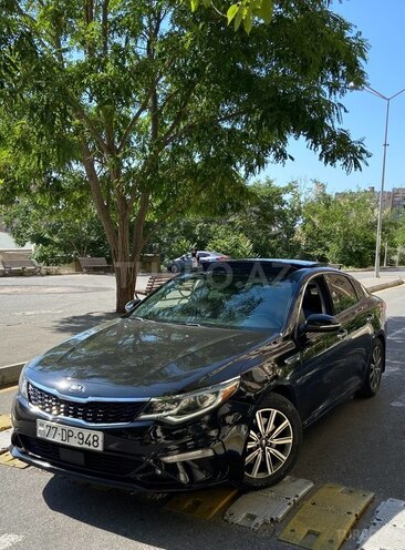 Kia Optima-4