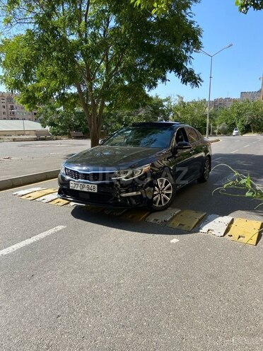 Kia Optima-1