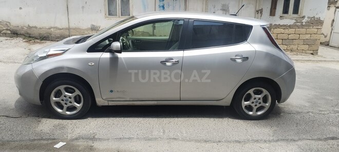 Nissan Leaf-4