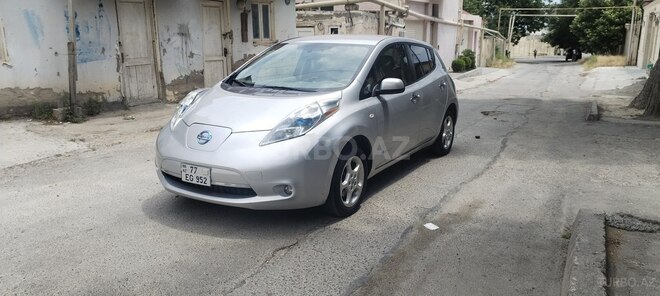 Nissan Leaf-1