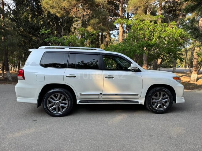 Toyota Land Cruiser-11