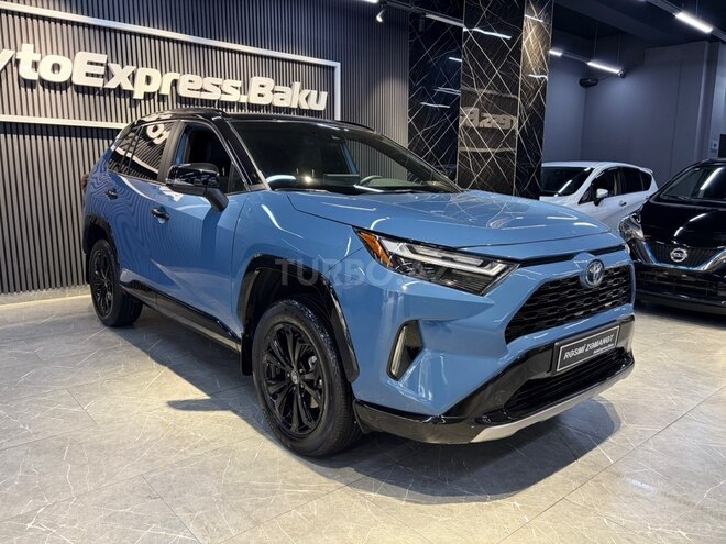 Toyota RAV4-8
