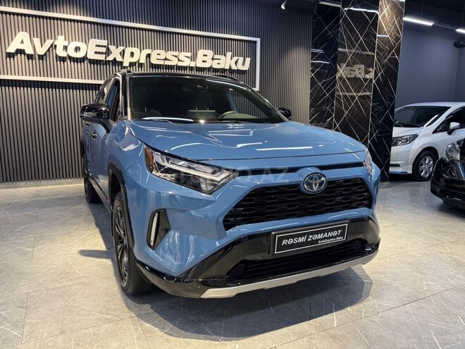 Toyota RAV4-9