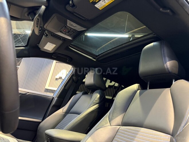 Toyota RAV4-21