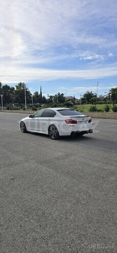 BMW 528-7