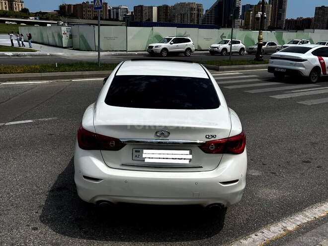 Infiniti Q50-2