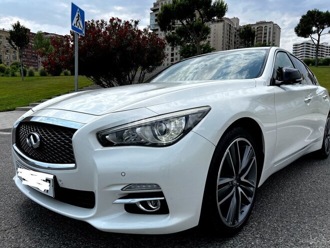 Infiniti Q50-5