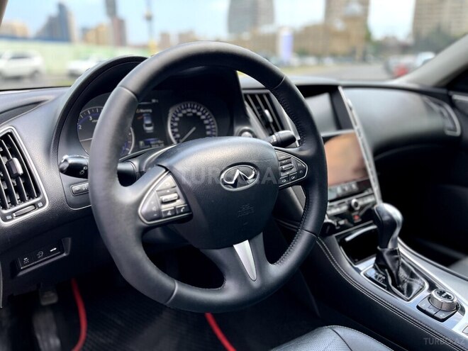 Infiniti Q50-9