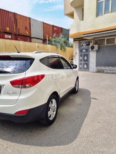 Hyundai ix35-6