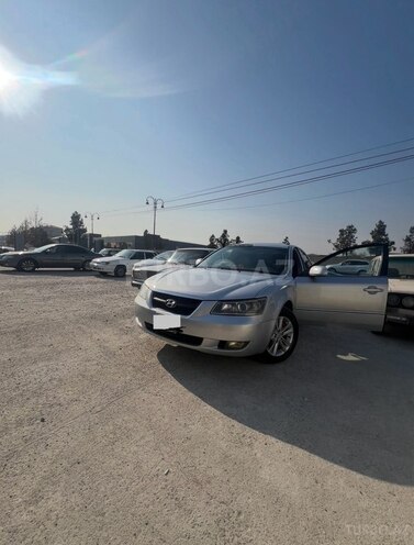 Hyundai Sonata-5