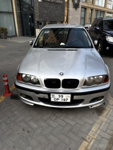 BMW 325-1
