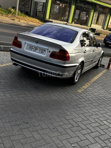 BMW 325-2