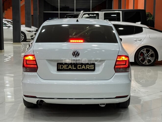 Volkswagen Polo-5