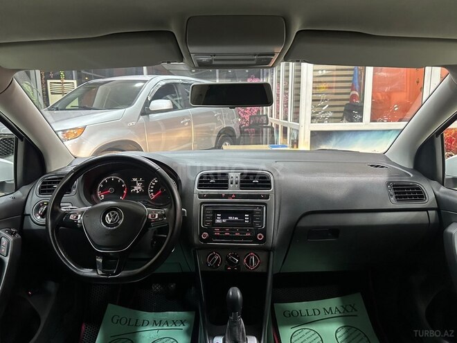 Volkswagen Polo-22