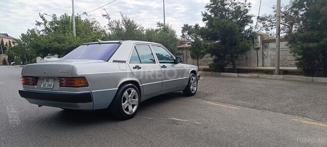 Mercedes 190-6