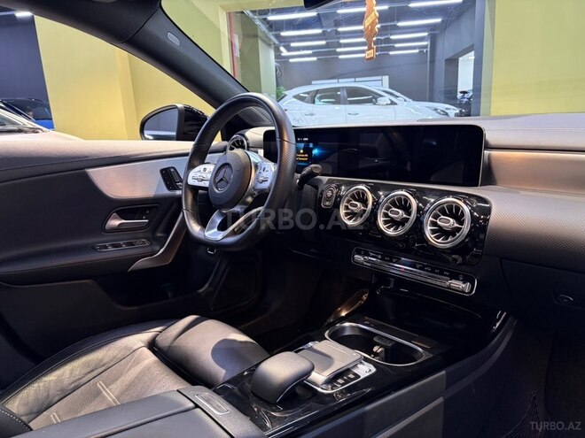 Mercedes CLA 250-18