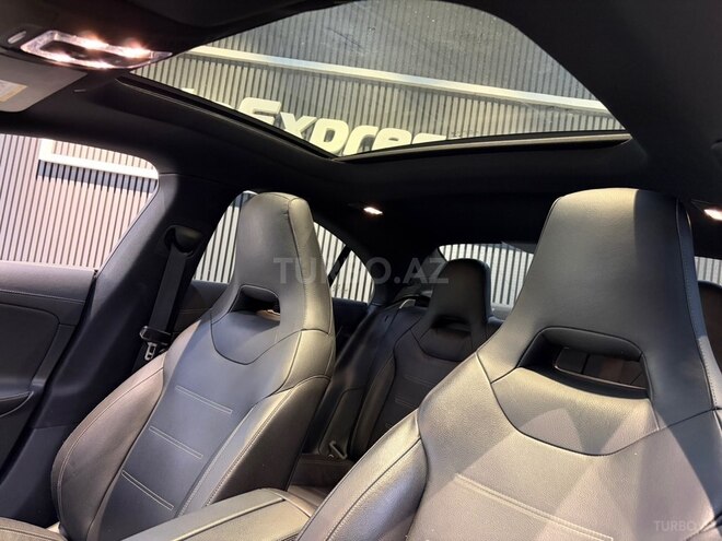 Mercedes CLA 250-13