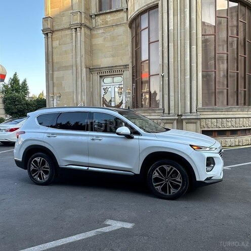Hyundai Santa Fe-3