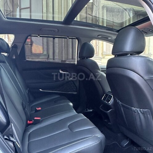 Hyundai Santa Fe-12