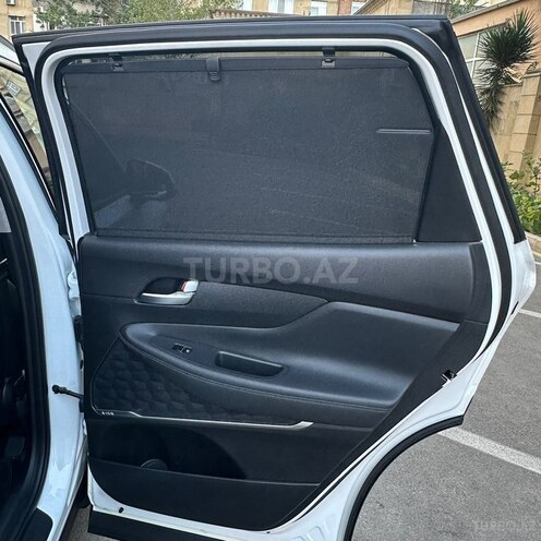 Hyundai Santa Fe-14