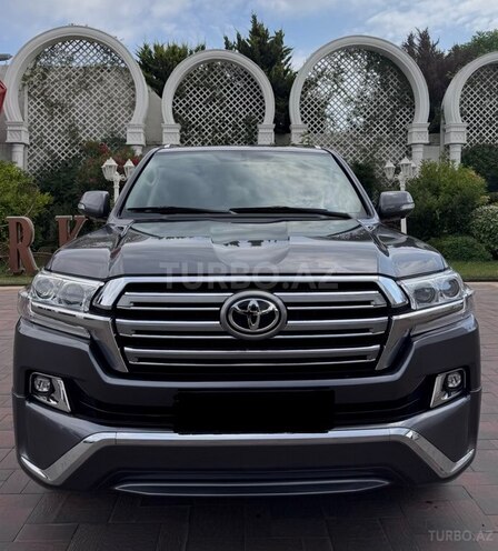 Toyota Land Cruiser-2