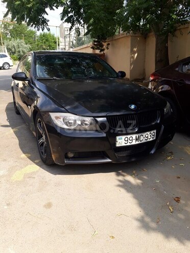 BMW 320-1