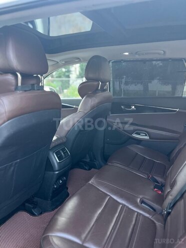 Kia Sorento-4