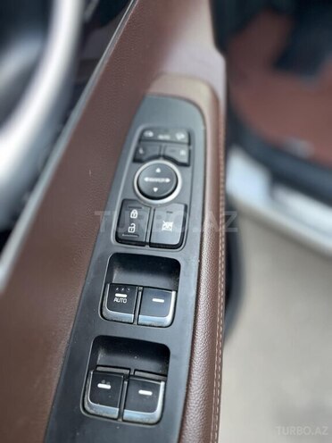 Kia Sorento-5